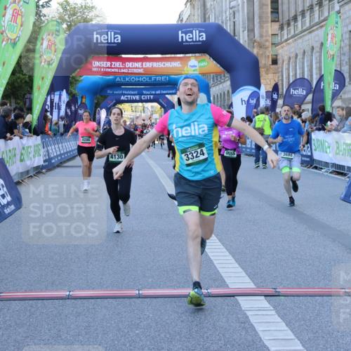 01.09.2024 - BARMER Alsterlauf Strokosch-Dieckow http://msf.ph/oto/6890969 01.09.2024 10:11:33 Ziel 2647, 2661, 2662, 3324, 3555, 3688, 4130, 4286, 4443, 4944 meine-sportfotos.de