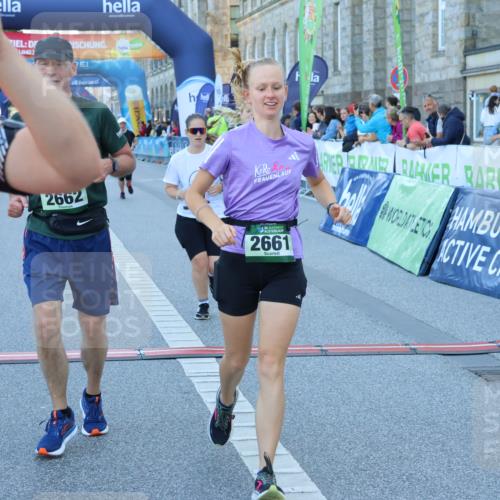 01.09.2024 - BARMER Alsterlauf Strokosch-Dieckow http://msf.ph/oto/6890987 01.09.2024 10:11:38 Ziel 2398, 2647, 2661, 2662, 3527, 3529, 3555, 4286, 4338, 4443, 5162 meine-sportfotos.de