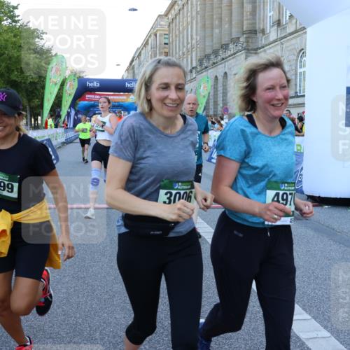 01.09.2024 - BARMER Alsterlauf Strokosch-Dieckow http://msf.ph/oto/6891011 01.09.2024 10:21:21 Ziel 2225, 2641, 2648, 3006, 3012, 3219, 3220, 3266, 3281, 3282, 3347, 4099, 4105, 4144, 4309, 4445, 4551, 4970, 8016, 8029 meine-sportfotos.de