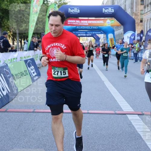 01.09.2024 - BARMER Alsterlauf Strokosch-Dieckow http://msf.ph/oto/6891020 01.09.2024 10:11:51 Ziel 2176, 2197, 2715, 3316, 3527, 3528, 3530, 3955, 4428, 4558, 4608, 4609, 4687, 4813, 4936, 5144, 8149 meine-sportfotos.de