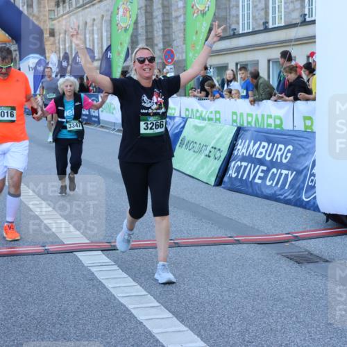 01.09.2024 - BARMER Alsterlauf Strokosch-Dieckow http://msf.ph/oto/6891021 01.09.2024 10:21:23 Ziel 2225, 3012, 3219, 3220, 3266, 3281, 3282, 3347, 4144, 4309, 4445, 4551, 8016 meine-sportfotos.de