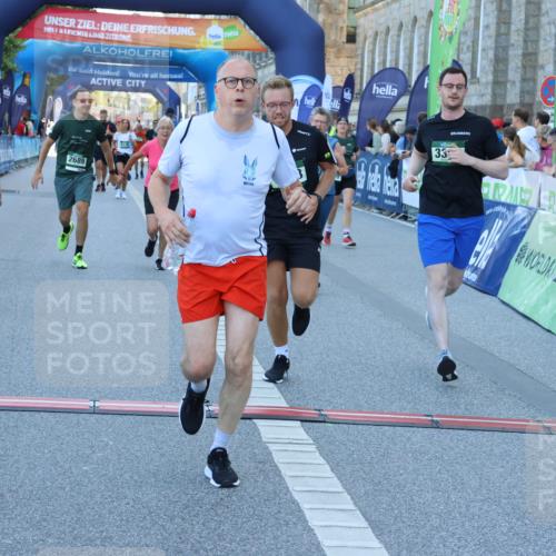 01.09.2024 - BARMER Alsterlauf Strokosch-Dieckow http://msf.ph/oto/6891047 01.09.2024 10:12:02 Ziel 2206, 2244, 2674, 2689, 3223, 3323, 3367, 3687, 3912, 4052, 4171, 4428, 4926, 4936, 5138 meine-sportfotos.de