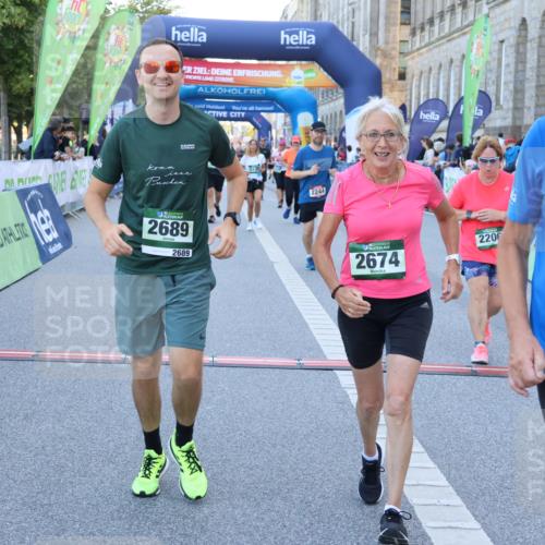 01.09.2024 - BARMER Alsterlauf Strokosch-Dieckow http://msf.ph/oto/6891061 01.09.2024 10:12:06 Ziel 2206, 2244, 2674, 2689, 3323, 3687, 3912, 4052, 4171, 4908, 4926, 5138, 8109 meine-sportfotos.de