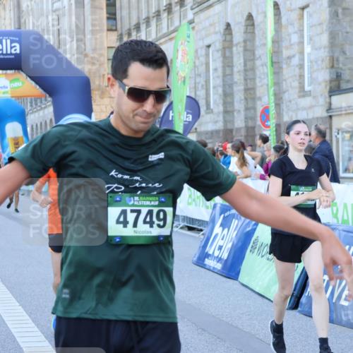 01.09.2024 - BARMER Alsterlauf Strokosch-Dieckow http://msf.ph/oto/6891092 01.09.2024 10:12:19 Ziel 2245, 3470, 4142, 4301, 4749, 5310, 8109, 8190 meine-sportfotos.de