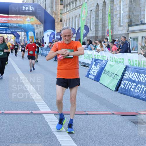 01.09.2024 - BARMER Alsterlauf Strokosch-Dieckow http://msf.ph/oto/6891096 01.09.2024 10:12:22 Ziel 2245, 3470, 3504, 3883, 4032, 4142, 4301, 5147, 5310, 8190 meine-sportfotos.de