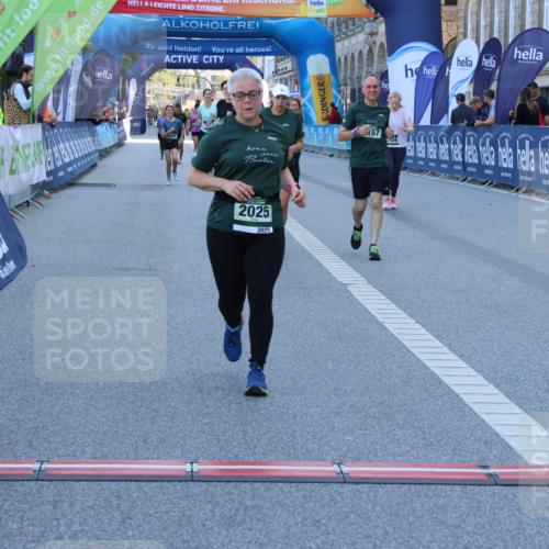 01.09.2024 - BARMER Alsterlauf Strokosch-Dieckow http://msf.ph/oto/6891126 01.09.2024 10:22:13 Ziel 2025, 2277, 2326, 2803, 3157, 3250, 3926, 4983, 8357 meine-sportfotos.de