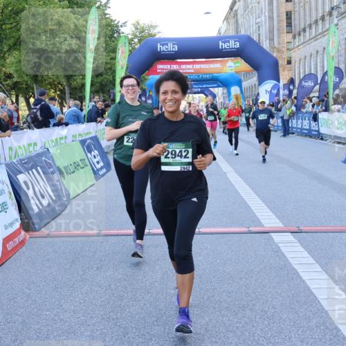 01.09.2024 - BARMER Alsterlauf Strokosch-Dieckow http://msf.ph/oto/6891135 01.09.2024 10:12:37 Ziel 2282, 2289, 2290, 2942, 3107, 3587, 3752, 3950, 4220, 4446, 5081, 5096, 5296, 8062 meine-sportfotos.de