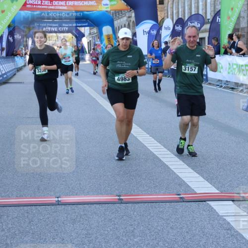 01.09.2024 - BARMER Alsterlauf Strokosch-Dieckow http://msf.ph/oto/6891138 01.09.2024 10:22:16 Ziel 2025, 2277, 2326, 2803, 3157, 3250, 3926, 4983, 8357 meine-sportfotos.de