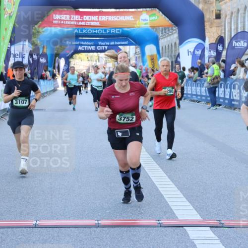 01.09.2024 - BARMER Alsterlauf Strokosch-Dieckow http://msf.ph/oto/6891139 01.09.2024 10:12:40 Ziel 2289, 2290, 3107, 3752, 3950, 4220, 4446, 4665, 4771, 4945, 5081, 5096, 5111, 5296, 8062 meine-sportfotos.de
