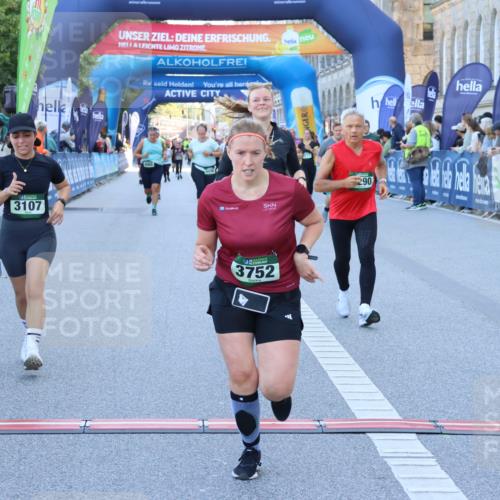 01.09.2024 - BARMER Alsterlauf Strokosch-Dieckow http://msf.ph/oto/6891144 01.09.2024 10:12:40 Ziel 2289, 2290, 3107, 3752, 3950, 4220, 4446, 4665, 4771, 4945, 5081, 5096, 5111, 5296, 8062 meine-sportfotos.de