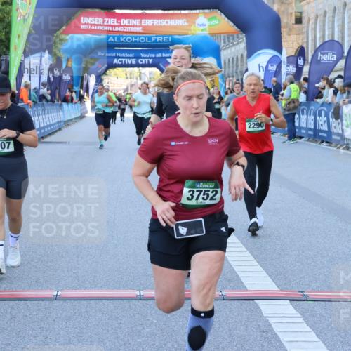 01.09.2024 - BARMER Alsterlauf Strokosch-Dieckow http://msf.ph/oto/6891145 01.09.2024 10:12:41 Ziel 2289, 2290, 3107, 3275, 3752, 3950, 4220, 4287, 4446, 4665, 4759, 4771, 4945, 5081, 5096, 5111, 5296, 8062 meine-sportfotos.de