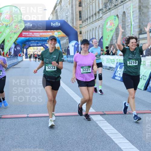 01.09.2024 - BARMER Alsterlauf Strokosch-Dieckow http://msf.ph/oto/6891173 01.09.2024 10:22:30 Ziel 2178, 3210, 3221, 3222, 3300, 3925 meine-sportfotos.de