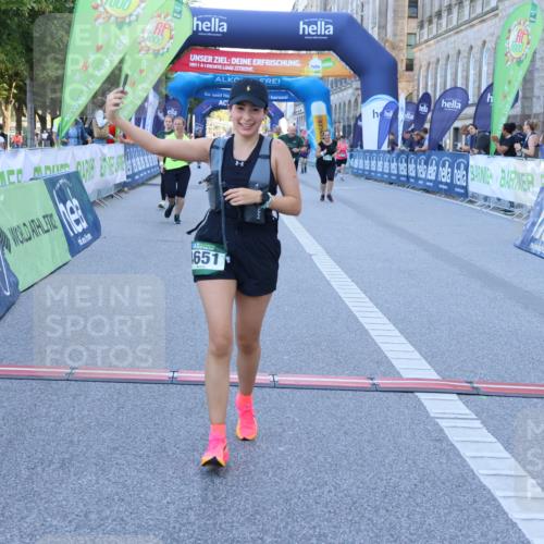 01.09.2024 - BARMER Alsterlauf Strokosch-Dieckow http://msf.ph/oto/6891216 01.09.2024 10:22:58 Ziel 2072, 2073, 3261, 3395, 4632, 4651, 4927, 4928, 5036 meine-sportfotos.de