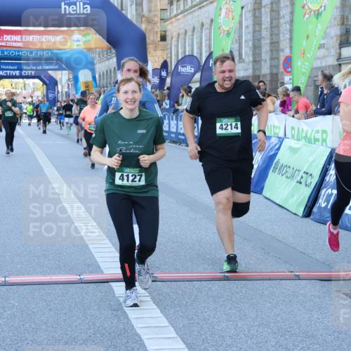 01.09.2024 - BARMER Alsterlauf Strokosch-Dieckow http://msf.ph/oto/6891227 01.09.2024 10:13:09 Ziel 2259, 2888, 3195, 3196, 3276, 3742, 4127, 4145, 4184, 4214, 4244, 4582, 4603 meine-sportfotos.de