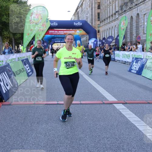 01.09.2024 - BARMER Alsterlauf Strokosch-Dieckow http://msf.ph/oto/6891228 01.09.2024 10:23:03 Ziel 2072, 2073, 2811, 3546, 3547, 4239, 4632, 4927, 4928, 5036, 8089 meine-sportfotos.de