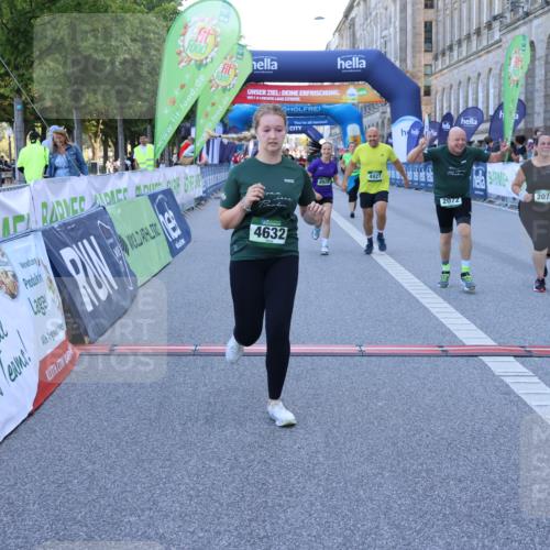 01.09.2024 - BARMER Alsterlauf Strokosch-Dieckow http://msf.ph/oto/6891235 01.09.2024 10:23:04 Ziel 2072, 2073, 2811, 3546, 3547, 4239, 4632, 4927, 4928, 5036, 8089 meine-sportfotos.de