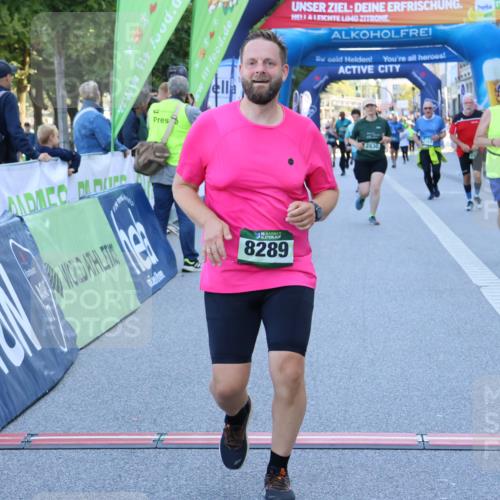 01.09.2024 - BARMER Alsterlauf Strokosch-Dieckow http://msf.ph/oto/6891269 01.09.2024 10:13:28 Ziel 2163, 2165, 2420, 2830, 2838, 2839, 3621, 3728, 3994, 4825, 4937, 8289, 8290 meine-sportfotos.de