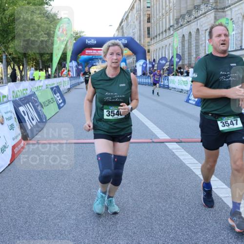 01.09.2024 - BARMER Alsterlauf Strokosch-Dieckow http://msf.ph/oto/6891270 01.09.2024 10:23:13 Ziel 2376, 2635, 2645, 2811, 3546, 3547, 4239, 4456, 5032, 8089 meine-sportfotos.de