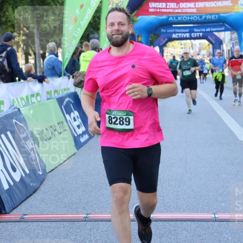 01.09.2024 - BARMER Alsterlauf Strokosch-Dieckow http://msf.ph/oto/6891271 01.09.2024 10:13:29 Ziel 2163, 2165, 2420, 2830, 2838, 2839, 3621, 3728, 4825, 4937, 8289 meine-sportfotos.de