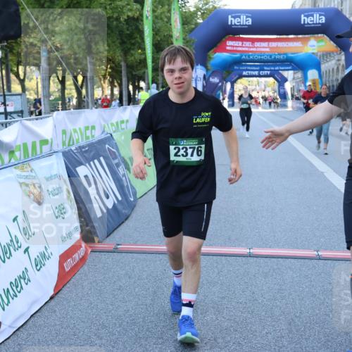 01.09.2024 - BARMER Alsterlauf Strokosch-Dieckow http://msf.ph/oto/6891283 01.09.2024 10:23:22 Ziel 2376, 2635, 2645, 2799, 2800, 3408, 3840, 4456, 5032, 8320 meine-sportfotos.de