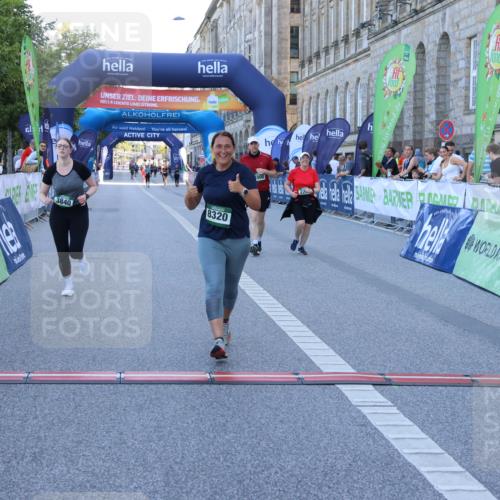 01.09.2024 - BARMER Alsterlauf Strokosch-Dieckow http://msf.ph/oto/6891296 01.09.2024 10:23:26 Ziel 2799, 2800, 3408, 3840, 8320 meine-sportfotos.de