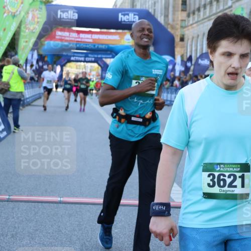01.09.2024 - BARMER Alsterlauf Strokosch-Dieckow http://msf.ph/oto/6891300 01.09.2024 10:13:42 Ziel 2785, 2837, 3129, 3505, 3550, 4079, 4778, 4947, 8344, 8348 meine-sportfotos.de