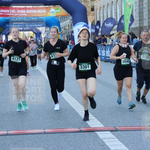 01.09.2024 - BARMER Alsterlauf Strokosch-Dieckow http://msf.ph/oto/6891330 01.09.2024 10:13:57 Ziel 2094, 2154, 2474, 2750, 2802, 3040, 3116, 3188, 3361, 3494, 3572, 3616, 3818, 4121, 4122 meine-sportfotos.de