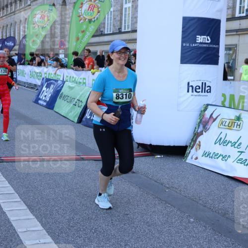 01.09.2024 - BARMER Alsterlauf Strokosch-Dieckow http://msf.ph/oto/6891336 01.09.2024 10:23:54 Ziel 3174, 3304, 4878, 5120, 8310 meine-sportfotos.de