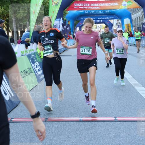 01.09.2024 - BARMER Alsterlauf Strokosch-Dieckow http://msf.ph/oto/6891340 01.09.2024 10:14:00 Ziel 2094, 2154, 2474, 2750, 2802, 3040, 3116, 3188, 3361, 3494, 3572, 3708, 3818, 4121, 4122, 5063 meine-sportfotos.de