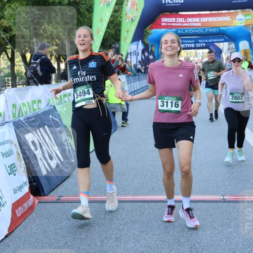 01.09.2024 - BARMER Alsterlauf Strokosch-Dieckow http://msf.ph/oto/6891344 01.09.2024 10:14:01 Ziel 2094, 2154, 2474, 2750, 2802, 3116, 3188, 3494, 3572, 3708, 3818, 4062, 4063, 4122, 5063, 8284, 8285 meine-sportfotos.de