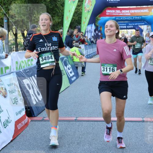 01.09.2024 - BARMER Alsterlauf Strokosch-Dieckow http://msf.ph/oto/6891346 01.09.2024 10:14:01 Ziel 2094, 2154, 2474, 2750, 2802, 3116, 3188, 3494, 3572, 3708, 3818, 4062, 4063, 4122, 5063, 8284, 8285 meine-sportfotos.de