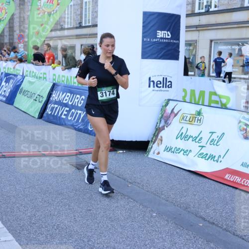 01.09.2024 - BARMER Alsterlauf Strokosch-Dieckow http://msf.ph/oto/6891347 01.09.2024 10:23:57 Ziel 3174, 3304, 5120 meine-sportfotos.de