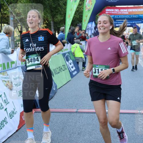 01.09.2024 - BARMER Alsterlauf Strokosch-Dieckow http://msf.ph/oto/6891348 01.09.2024 10:14:02 Ziel 2094, 2154, 2474, 2750, 2802, 3116, 3494, 3572, 3708, 3818, 4062, 4063, 5063, 8284, 8285 meine-sportfotos.de