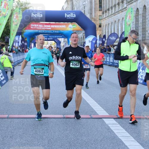 01.09.2024 - BARMER Alsterlauf Strokosch-Dieckow http://msf.ph/oto/6891366 01.09.2024 10:14:11 Ziel 2569, 2651, 2988, 2989, 3099, 3159, 3708, 3709, 4062, 4063, 4307, 4953, 4954, 5063, 8284, 8285 meine-sportfotos.de