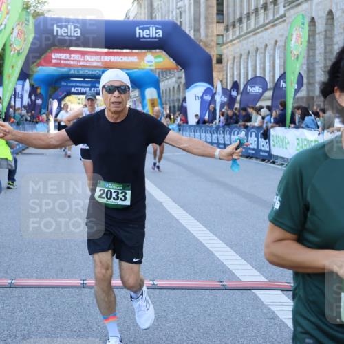 01.09.2024 - BARMER Alsterlauf Strokosch-Dieckow http://msf.ph/oto/6891386 01.09.2024 10:14:23 Ziel 2033, 2500, 2550, 2585, 2586, 2637, 2988, 2989, 4449, 4516, 5218, 5273 meine-sportfotos.de