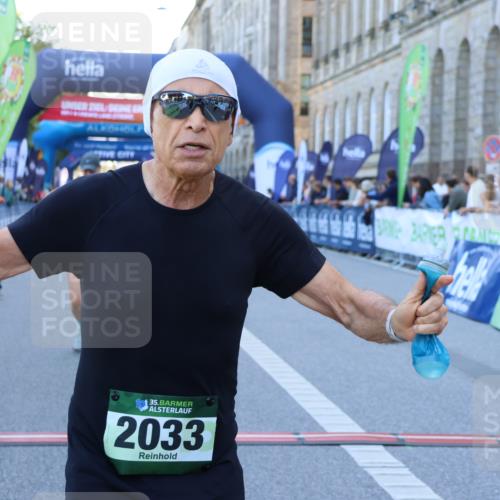 01.09.2024 - BARMER Alsterlauf Strokosch-Dieckow http://msf.ph/oto/6891391 01.09.2024 10:14:24 Ziel 2033, 2500, 2550, 2585, 2586, 2637, 2988, 2989, 3620, 4449, 4516, 5218, 5273 meine-sportfotos.de