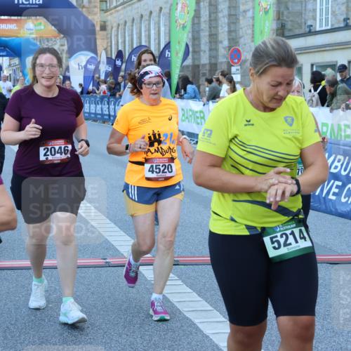 01.09.2024 - BARMER Alsterlauf Strokosch-Dieckow http://msf.ph/oto/6891437 01.09.2024 10:14:43 Ziel 2046, 2120, 2690, 2753, 2777, 3326, 3556, 3618, 3782, 3970, 4520, 4705, 5030, 5214 meine-sportfotos.de