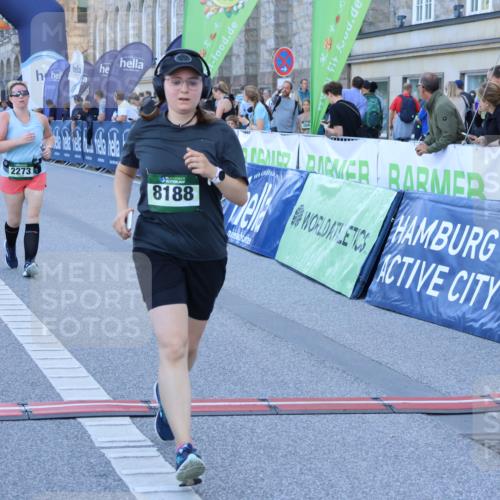 01.09.2024 - BARMER Alsterlauf Strokosch-Dieckow http://msf.ph/oto/6891455 01.09.2024 10:24:57 Ziel 2273, 2743, 3127, 4527, 8188, 8247 meine-sportfotos.de