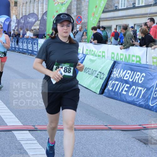 01.09.2024 - BARMER Alsterlauf Strokosch-Dieckow http://msf.ph/oto/6891457 01.09.2024 10:24:57 Ziel 2273, 2743, 3127, 4527, 8188, 8247 meine-sportfotos.de