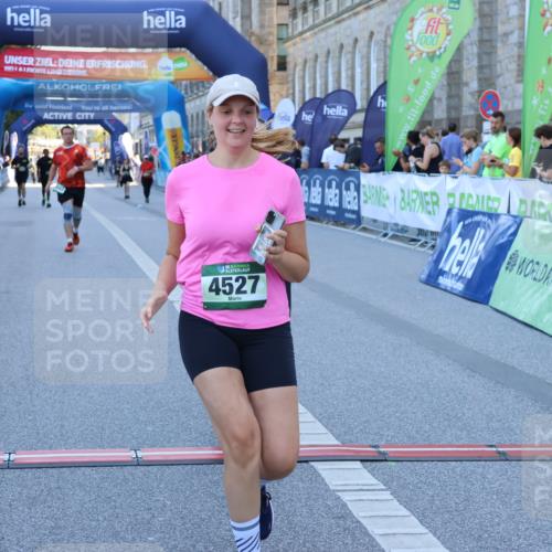 01.09.2024 - BARMER Alsterlauf Strokosch-Dieckow http://msf.ph/oto/6891483 01.09.2024 10:25:07 Ziel 2743, 3127, 3993, 4527 meine-sportfotos.de