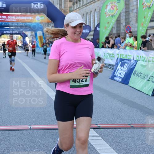 01.09.2024 - BARMER Alsterlauf Strokosch-Dieckow http://msf.ph/oto/6891485 01.09.2024 10:25:08 Ziel 2743, 3127, 3993, 4527 meine-sportfotos.de