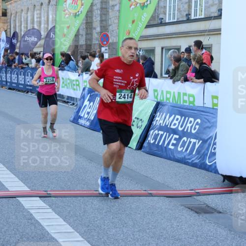 01.09.2024 - BARMER Alsterlauf Strokosch-Dieckow http://msf.ph/oto/6891502 01.09.2024 10:15:15 Ziel 2258, 2414, 2493, 2497, 3108, 3109, 3258, 3424 meine-sportfotos.de