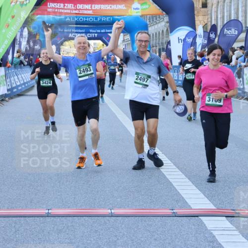 01.09.2024 - BARMER Alsterlauf Strokosch-Dieckow http://msf.ph/oto/6891510 01.09.2024 10:15:22 Ziel 2493, 2497, 2529, 3108, 3109, 3258, 3424, 4340, 4484, 4526, 4701, 5217 meine-sportfotos.de