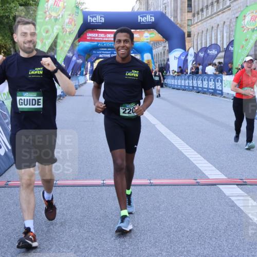 01.09.2024 - BARMER Alsterlauf Strokosch-Dieckow http://msf.ph/oto/6891511 01.09.2024 10:25:22 Ziel 2201, 2240, 4044, 8291 meine-sportfotos.de