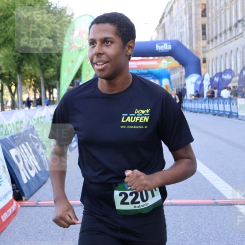 01.09.2024 - BARMER Alsterlauf Strokosch-Dieckow http://msf.ph/oto/6891518 01.09.2024 10:25:23 Ziel 2201, 2240, 2365, 4044, 8291 meine-sportfotos.de