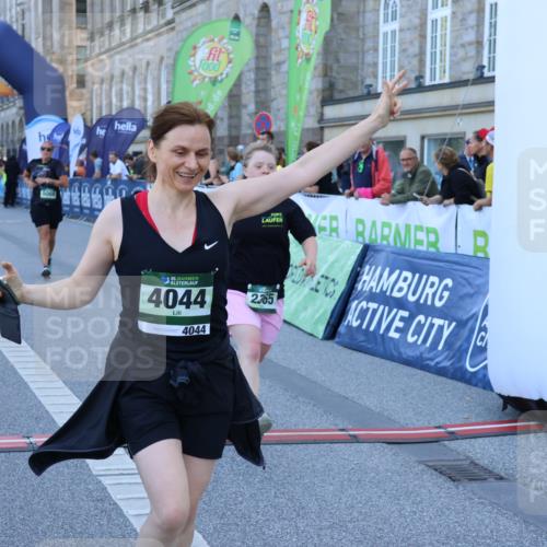 01.09.2024 - BARMER Alsterlauf Strokosch-Dieckow http://msf.ph/oto/6891530 01.09.2024 10:25:34 Ziel 2365, 4044, 5069 meine-sportfotos.de