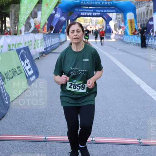01.09.2024 - BARMER Alsterlauf Strokosch-Dieckow http://msf.ph/oto/6891563 01.09.2024 10:25:48 Ziel 2859 meine-sportfotos.de
