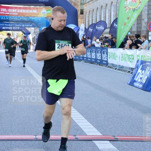 01.09.2024 - BARMER Alsterlauf Strokosch-Dieckow http://msf.ph/oto/6891571 01.09.2024 10:26:04 Ziel 2601, 4613, 4893, 4894 meine-sportfotos.de