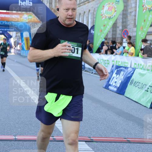 01.09.2024 - BARMER Alsterlauf Strokosch-Dieckow http://msf.ph/oto/6891576 01.09.2024 10:26:05 Ziel 2601, 4613, 4893, 4894 meine-sportfotos.de