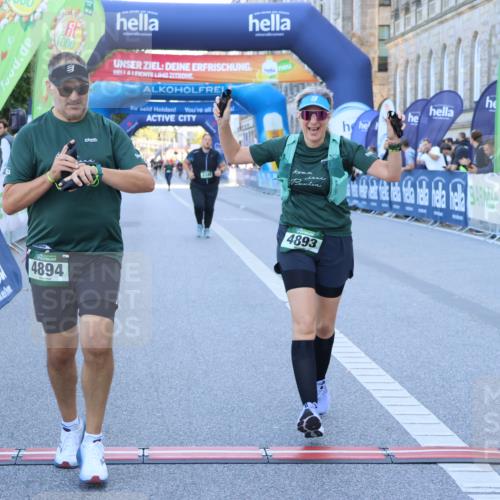 01.09.2024 - BARMER Alsterlauf Strokosch-Dieckow http://msf.ph/oto/6891584 01.09.2024 10:26:10 Ziel 2340, 4613, 4893, 4894 meine-sportfotos.de